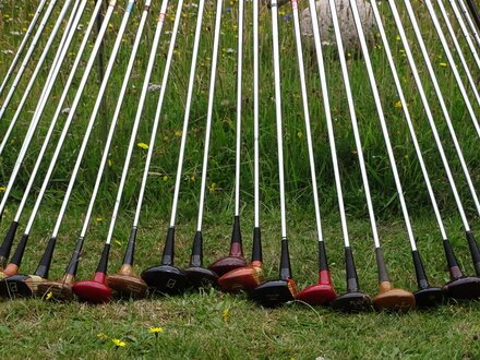 Gebrauchte Materialien aus Schrottplatz und Fundus